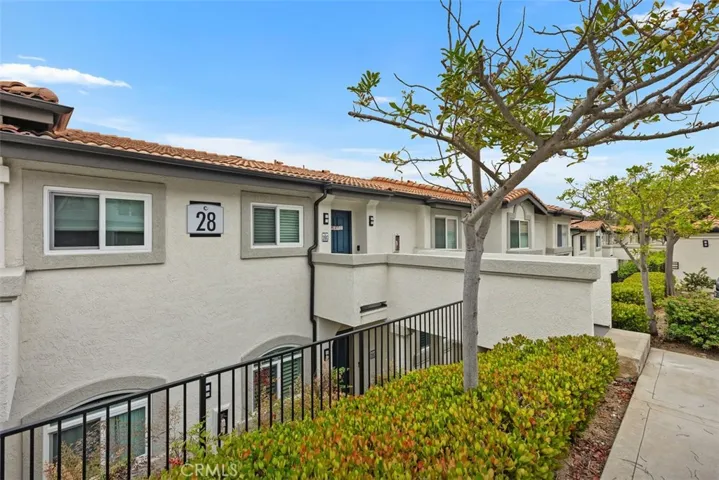 30902 Clubhouse Drive 28c, Laguna Niguel, California 92677