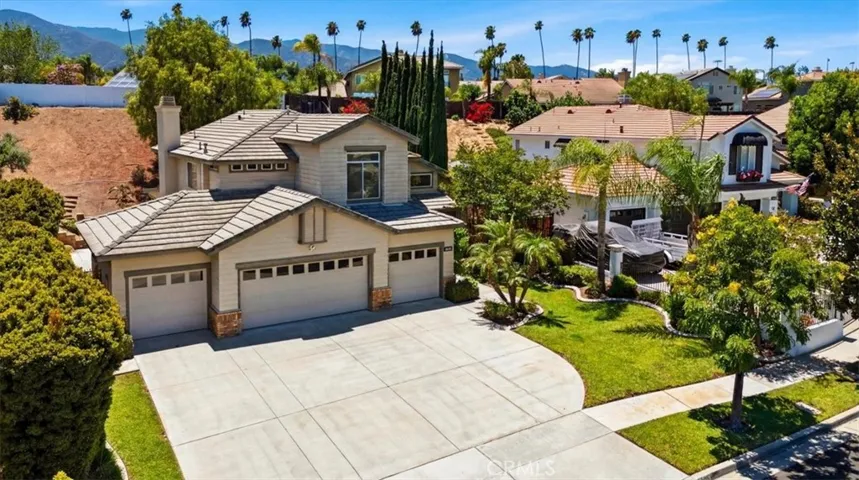 1584 Meadowlark, Corona, California 92881