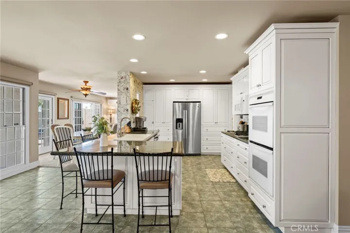 1269 Van Nuys, San Diego, California 92109