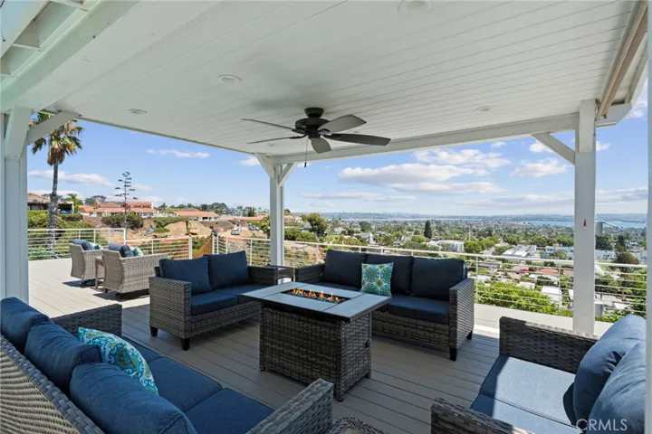 1269 Van Nuys, San Diego, California 92109