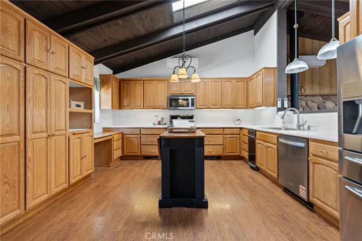 750 Stewart Canyon, Fallbrook, California 92028