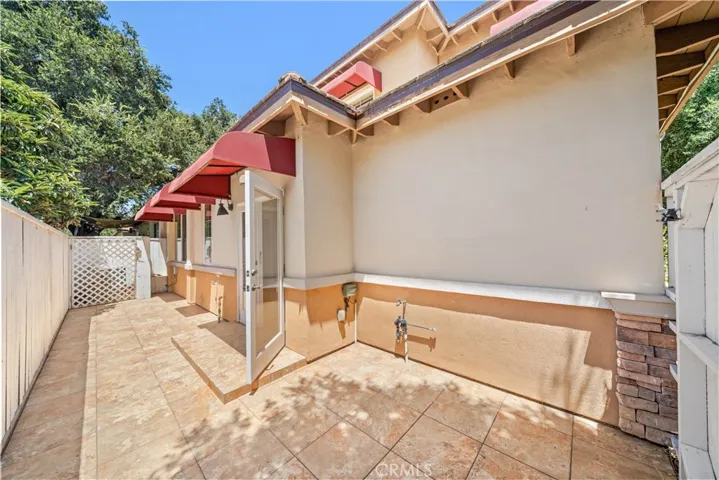 2438 Oneida Street D, Pasadena, California 91107