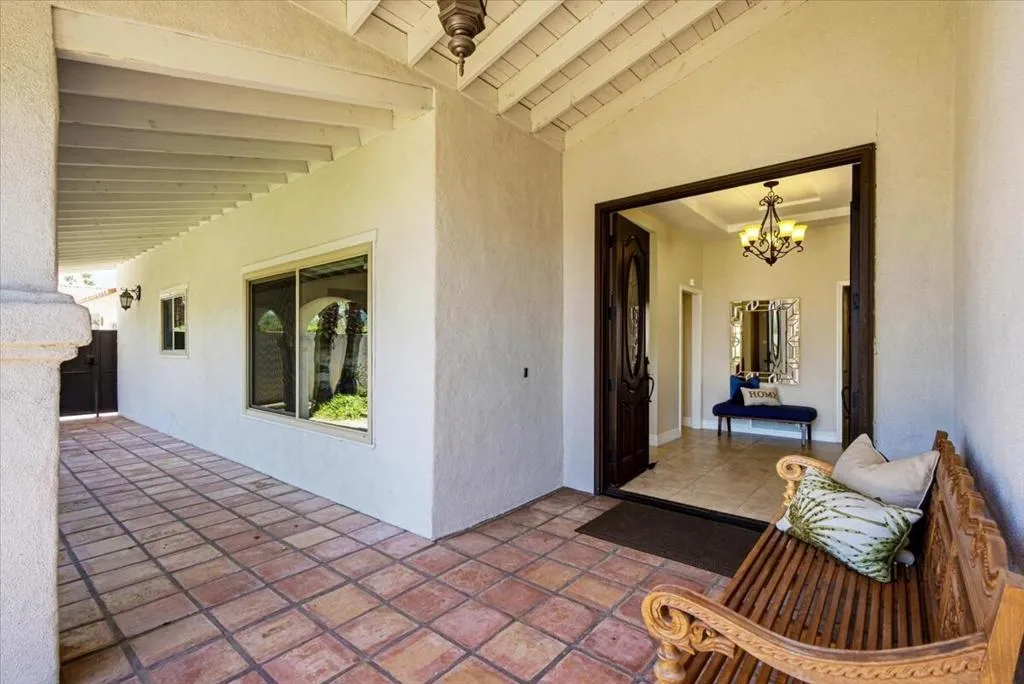 03-48551 San Pedro St-18