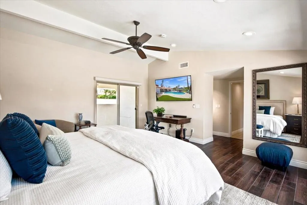 14-48551 San Pedro St-15
