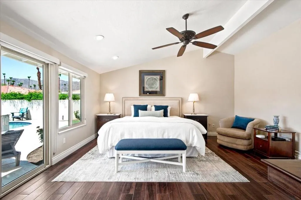 12-48551 San Pedro St-13