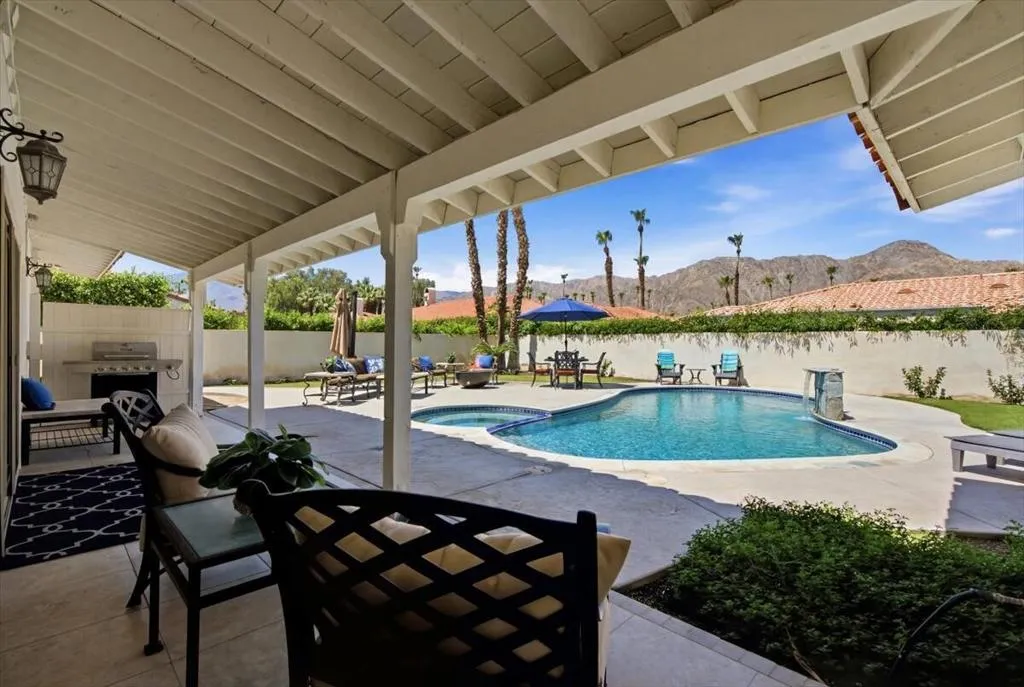02-48551 San Pedro St-6
