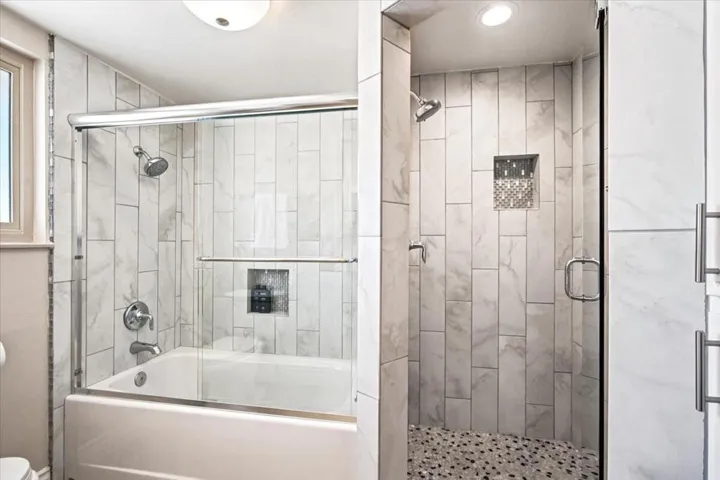 17-48551 San Pedro St-17