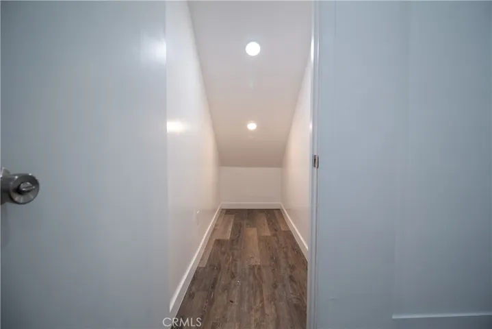 1112 Elden Avenue 4, Los Angeles, California 90006