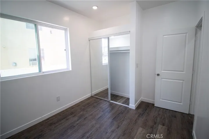 1112 Elden Avenue 4, Los Angeles, California 90006