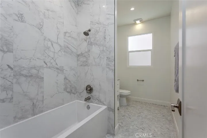 681 Shatto Place 304, Los Angeles, California 90005