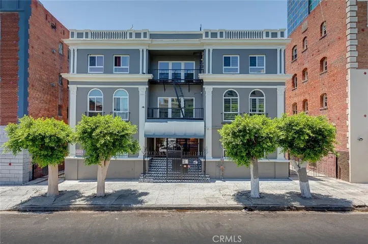 681 Shatto Place 304, Los Angeles, California 90005