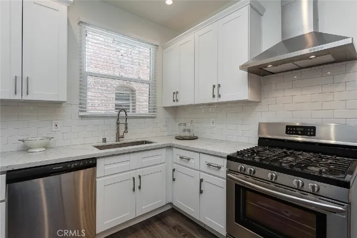 681 Shatto Place 304, Los Angeles, California 90005