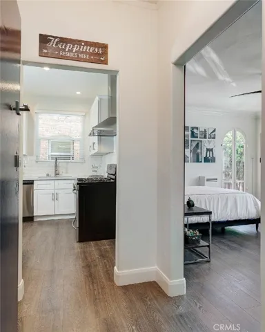 681 Shatto Place 304, Los Angeles, California 90005