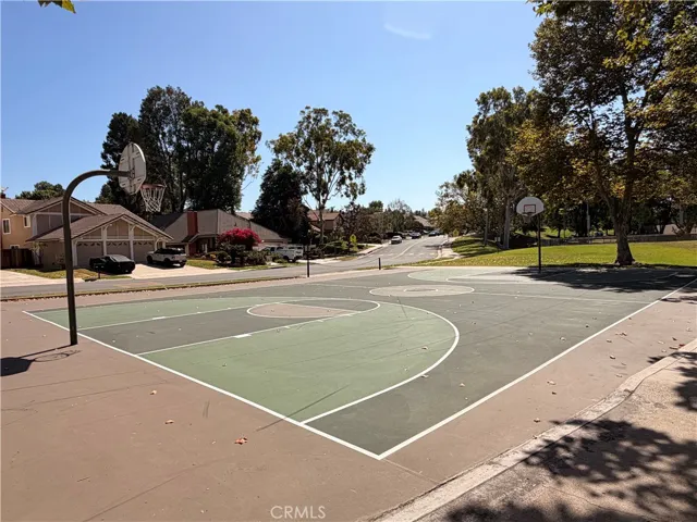 281 Trailview, Brea, California 92821