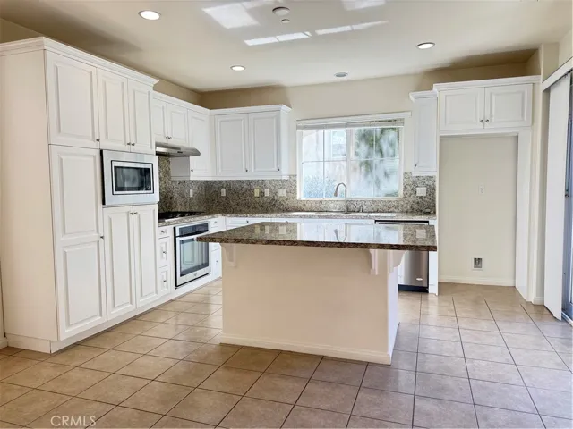 2492 Trojan Way, Upland, California 91786