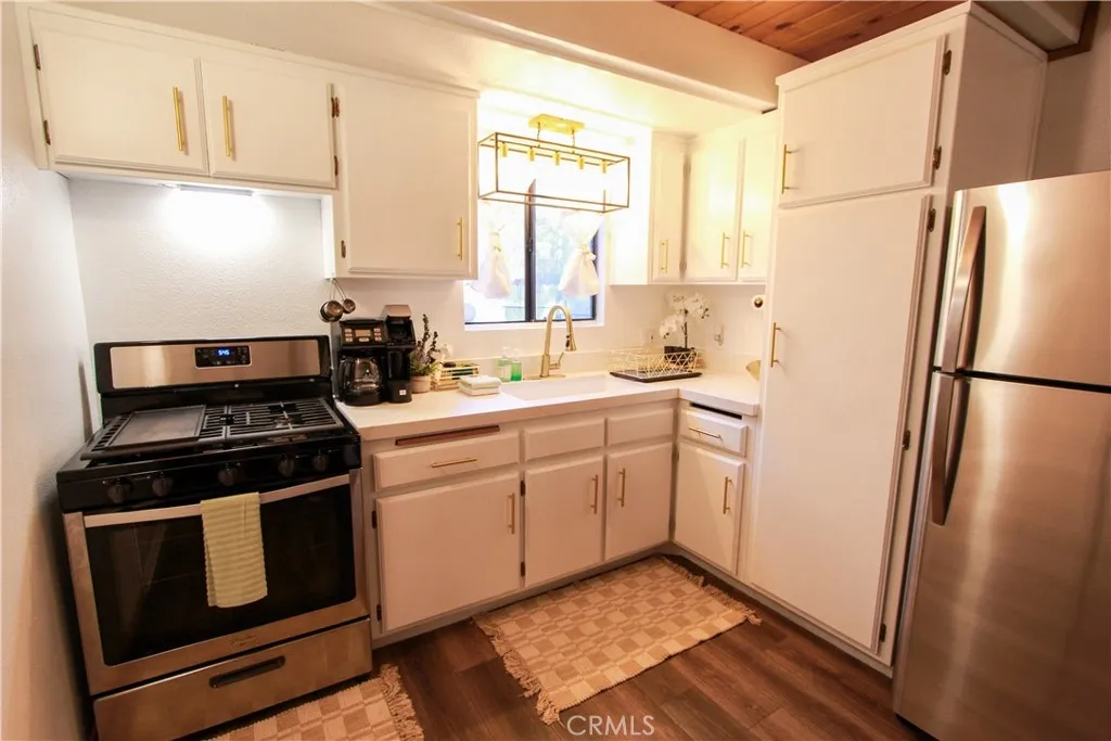 1166 Navajo Street, Fawnskin, California 92333 — photo 5