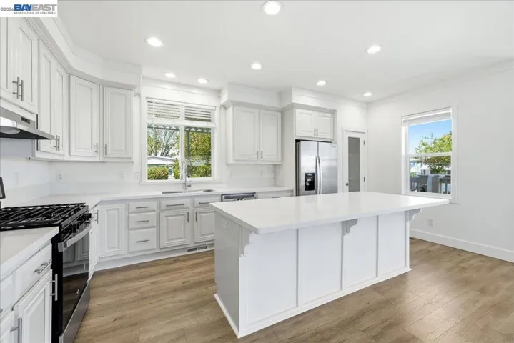 27915 Pueblo Springs, Hayward, California 94545