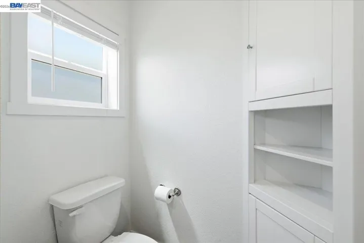27915 Pueblo Springs, Hayward, California 94545