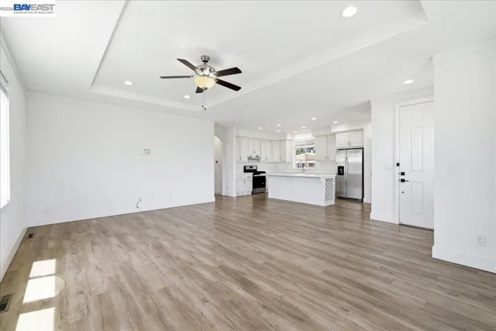 27915 Pueblo Springs, Hayward, California 94545
