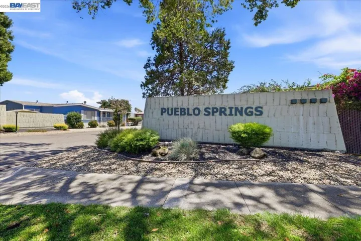 27915 Pueblo Springs, Hayward, California 94545