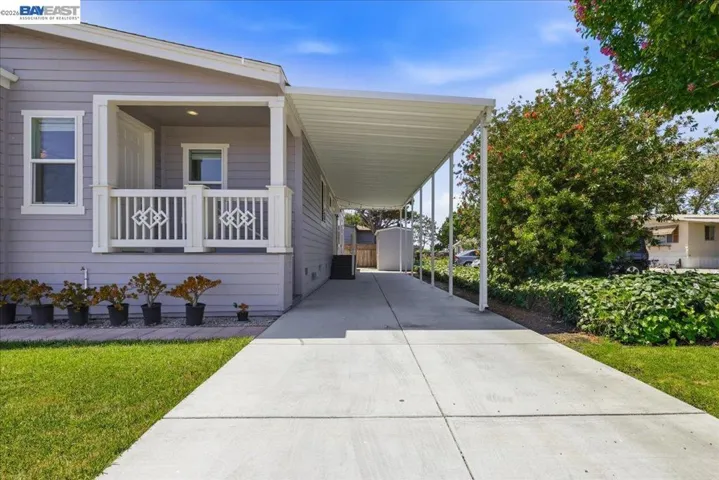 27915 Pueblo Springs, Hayward, California 94545