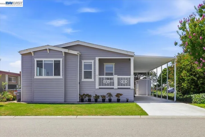 27915 Pueblo Springs, Hayward, California 94545