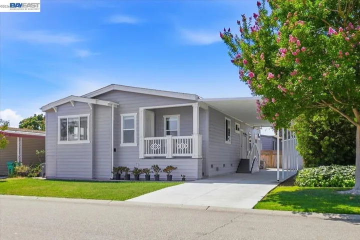 27915 Pueblo Springs, Hayward, California 94545