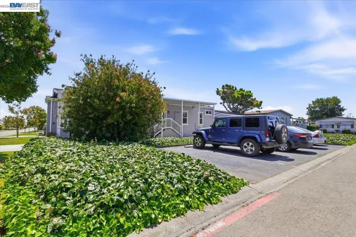 27915 Pueblo Springs, Hayward, California 94545