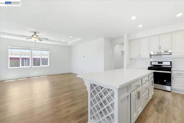 27915 Pueblo Springs, Hayward, California 94545