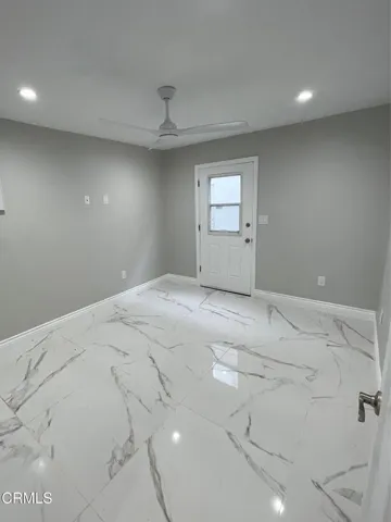 2663 E Harbor Blvd Room Exit