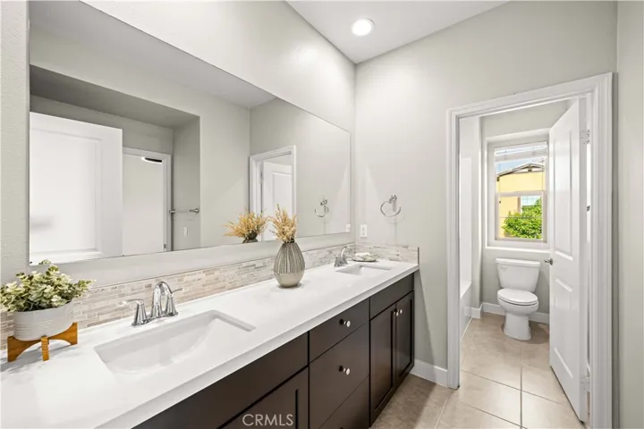 1 Intriga Court, Rancho Mission Viejo, California 92694