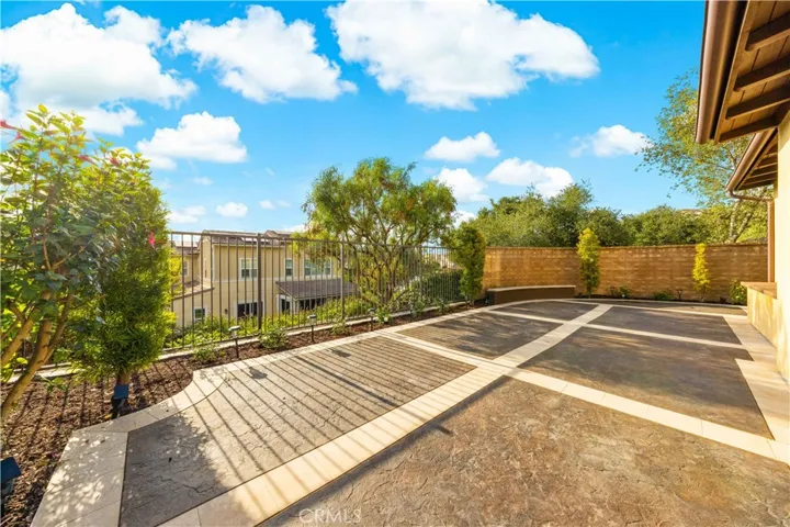 1 Intriga Court, Rancho Mission Viejo, California 92694