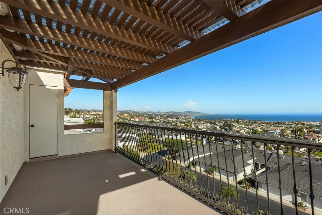 Living Room Balcony