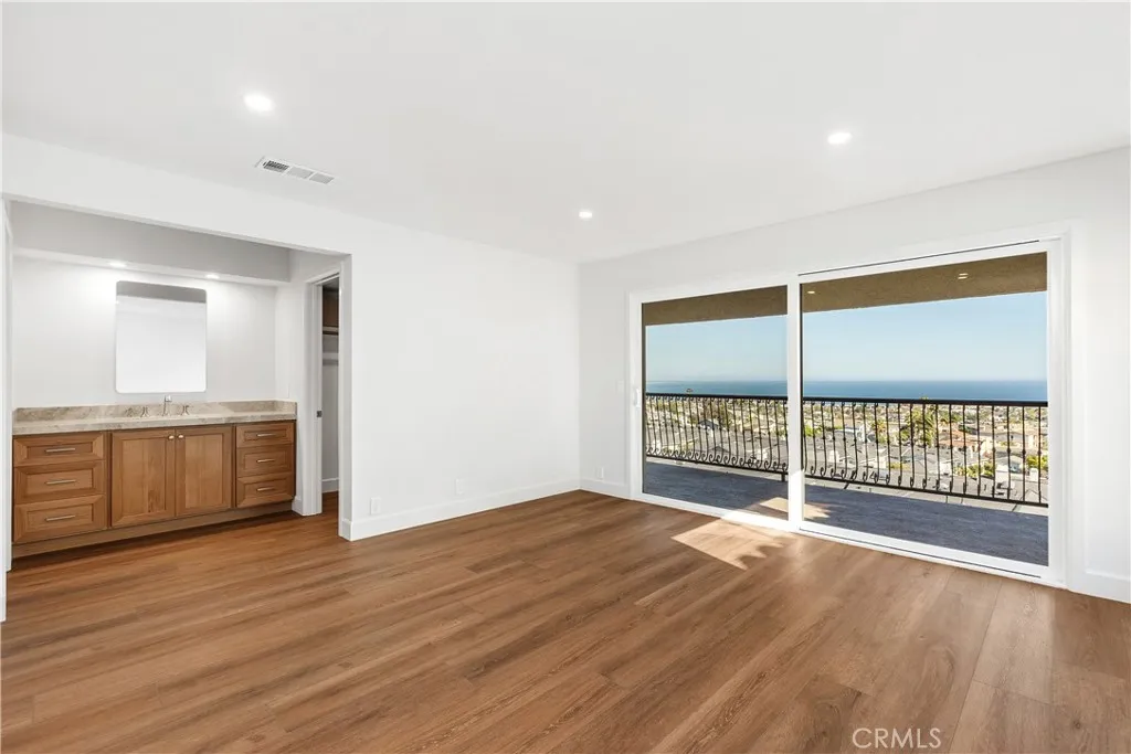 Lower Level Primary Suite