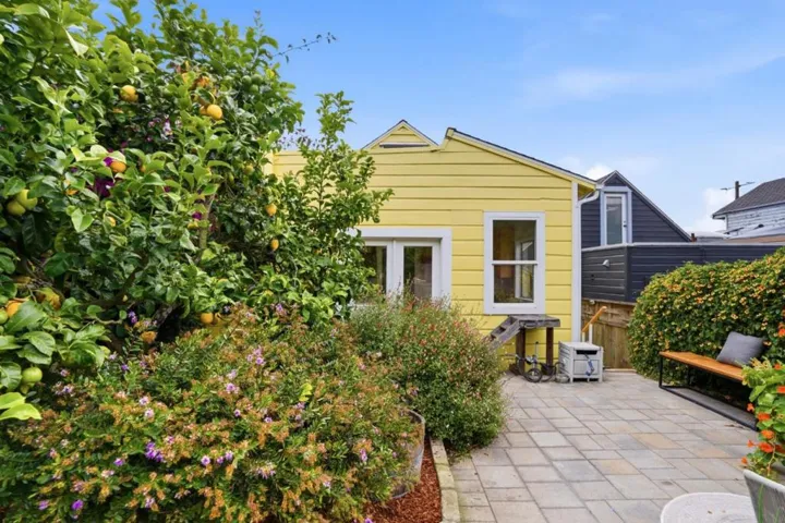 667 London Street, San Francisco, California 94112