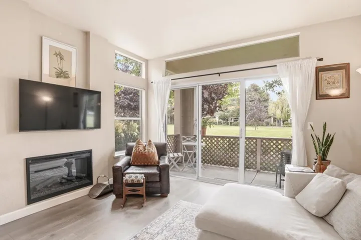132 Amesport, Half Moon Bay, California 94019