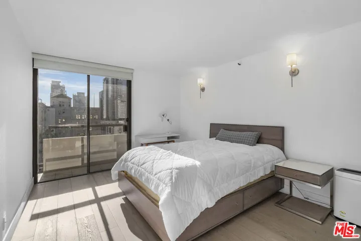 600 W 9th Street 1214, Los Angeles, California 90015