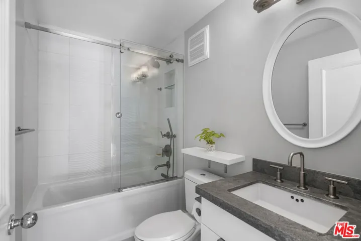 600 W 9th Street 1214, Los Angeles, California 90015