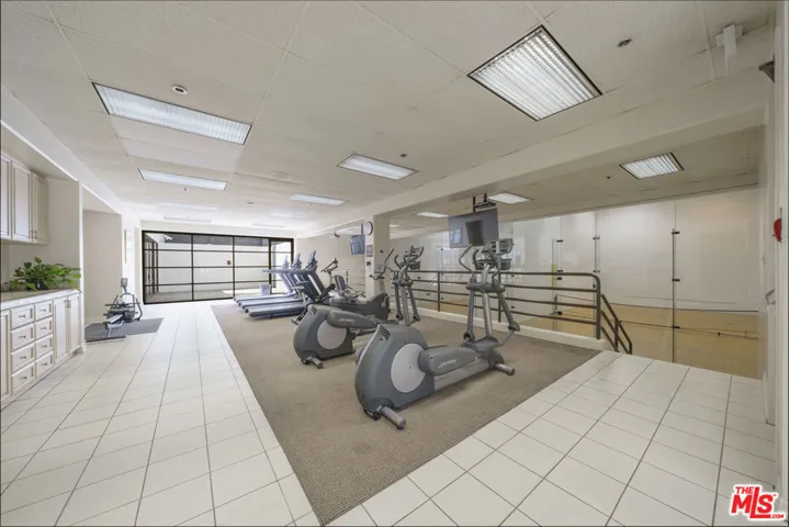 600 W 9th Street 1214, Los Angeles, California 90015