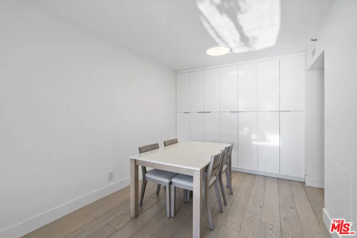 600 W 9th Street 1214, Los Angeles, California 90015