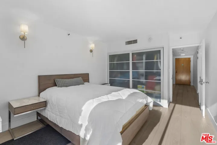 600 W 9th Street 1214, Los Angeles, California 90015