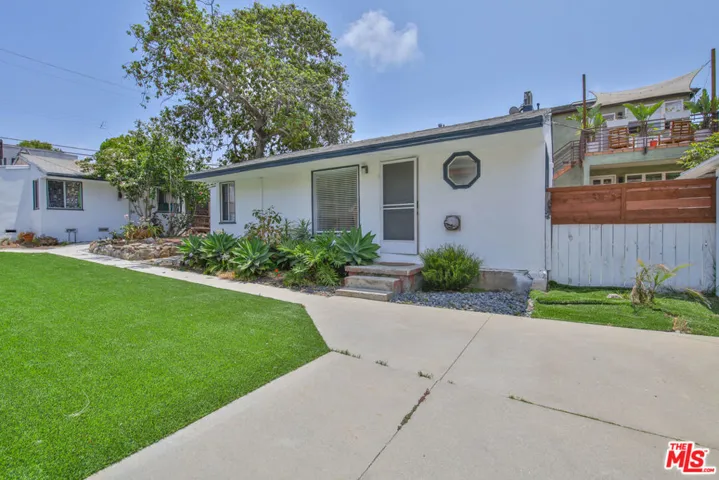 1817 17th Street, Santa Monica, California 90404