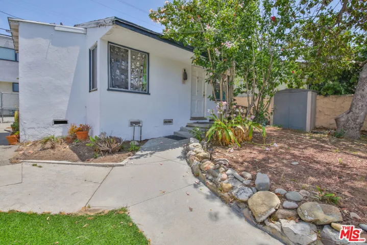 1817 17th Street, Santa Monica, California 90404