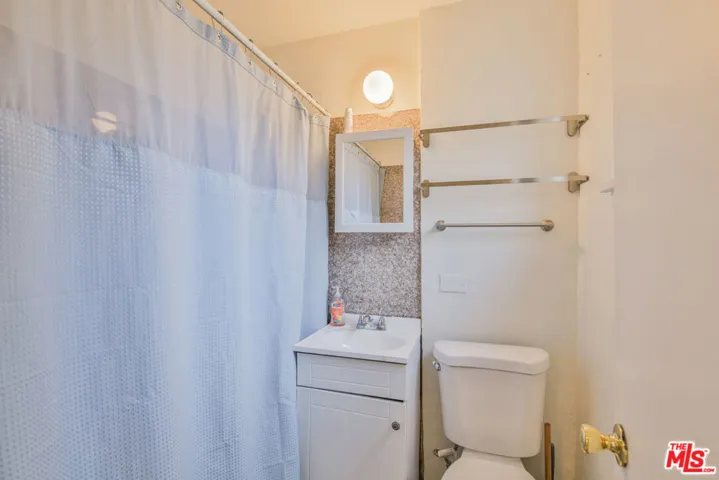 1817 17th Street, Santa Monica, California 90404