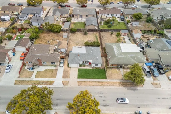 1242 Adams Street, Salinas, California 93906