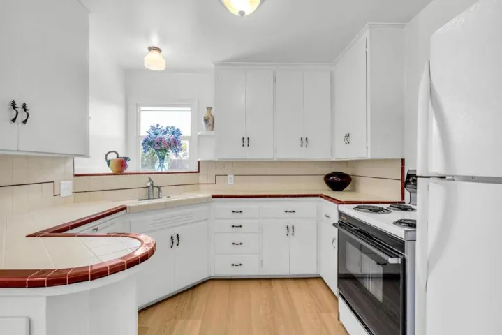 1242 Adams Street, Salinas, California 93906