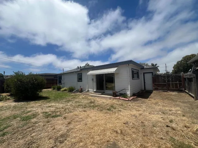 1242 Adams Street, Salinas, California 93906