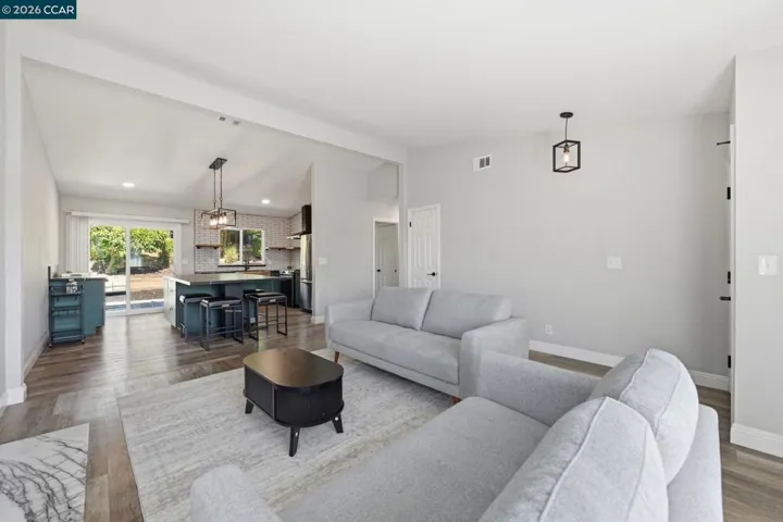 22604 Mossy Rock Dr, Hayward, California 94541