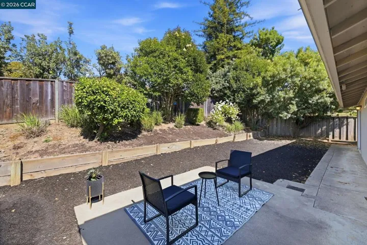 22604 Mossy Rock Dr, Hayward, California 94541