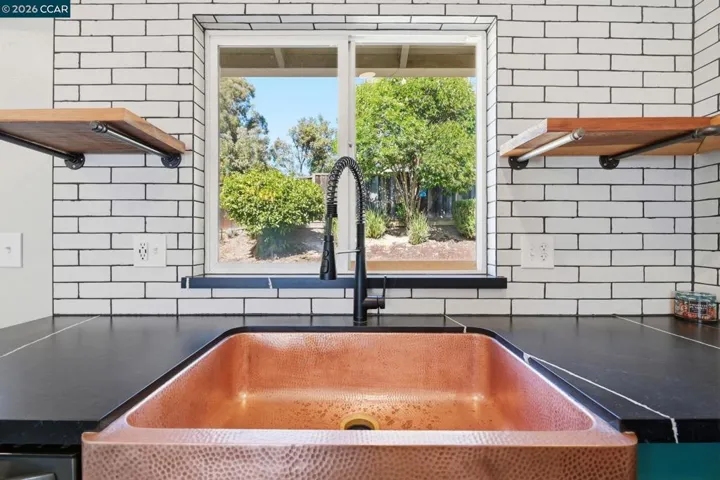 22604 Mossy Rock Dr, Hayward, California 94541